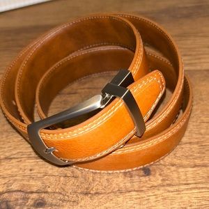 Men’s Bass Belt XL light brown.  Very good condition